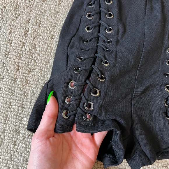 High Waisted Lace Up Black Shorts - Size XS - Picture 5 of 7
